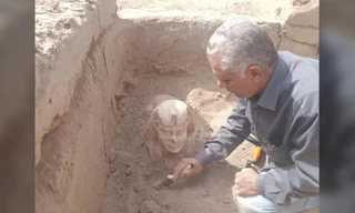 Bí ẩn bức tượng nhân sư Ai Cập cổ đại có má lúm đồng tiền