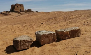 Phát hiện ngôi đền cổ 2.700 năm tuổi với những dòng chữ tượng hình ở Sudan 