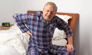 Tại sao nhiều người bị đau lưng? 