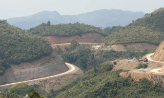 Những người mở con đường huyền thoại thứ tư