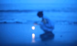 Ba cách khiến bạn yêu đơn phương một người mà không bị 'vùi lấp'