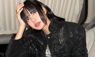 Lisa của BLACKPINK bị bắt gặp đi cùng bạn trai tin đồn ở Hawaii