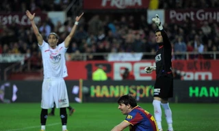 'Độc cô cầu bại' Barcelona bị cầm hòa