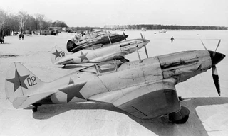 MiG-3 không cho Do 17 của phát xít Đức chạy thoát trên tầng bình lưu