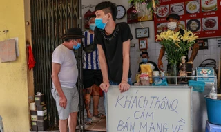 Phố cổ Hà thành khác lạ khi nhà hàng, cà phê đồng loạt đóng cửa