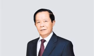 Thứ trưởng về hưu, trở thành chủ tịch ngân hàng nghìn tỷ đồng