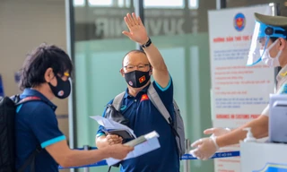 Hình ảnh ĐT Việt Nam lên đường sang UAE 'vượt ải' vòng loại World Cup 2022