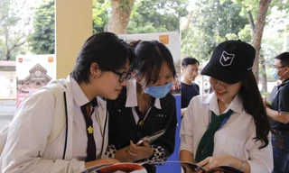 Vì sao sinh viên trường ĐH Văn Lang phản ứng chính sách học phí của trường?