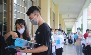 Điểm xét tuyển trường ĐH Kinh tế Luật (ĐHQG TP. HCM) là 20 điểm