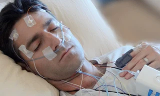 Sinh viên hào hứng với dự án tình nguyện... ngủ qua đêm tại trường ĐH Quốc tế.