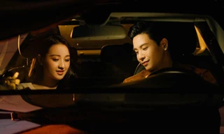 Hậu chiến thắng giải MAMA 2021, Quân A.P "im lặng nhìn người yêu sánh vai bên người khác"