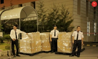 Mang 100 máy thở MV20 của trường ĐH Văn Lang sang Lào “tiếp sức” chống COVID-19. 