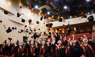 Điểm chuẩn xét học bạ THPT đợt 6 của trường ĐH Văn Lang