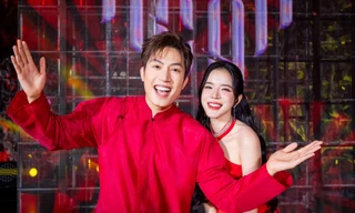 LyLy và Song Luân diễn "tiểu phẩm" bịt mắt, Anh Tú Voi mới là người "căng"