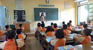 Thật ra giáo viên không có tiền thưởng tết. Ảnh mang tính minh họa