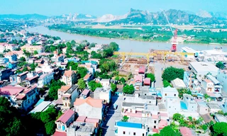 Một góc thị trấn Kinh Môn