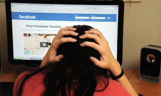 Cứ ba học sinh thì một học sinh bị bắt nạt trực tuyến. Ảnh mang tính minh họa