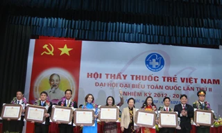 Khám, cấp phát thuốc miễn phí cho 3 triệu dân