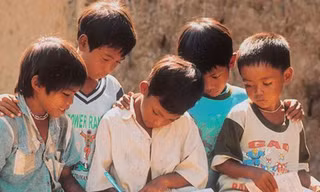 Bức thư lay động cư dân mạng của học trò về tiền trường