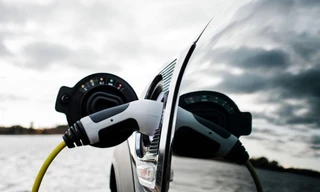 Ô tô điện chỉ được đề xuất giảm 50% lệ phí trước bạ