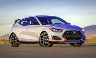 Hyundai Veloster đang dần biến mất?