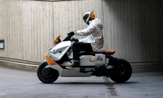 Xe máy điện BMW có thể đạt tốc độ tối đa 130 km/h