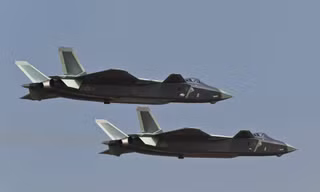 ‘Song sát’ tiêm kích J-16 và J-20 Trung Quốc đồng loạt xuất hiện