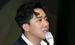 Hay tin sản phụ bị lũ cuốn trôi, Trấn Thành quyên góp ngay 300 triệu đồng