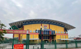 Từ sáng nay, 29/11, bệnh viện dã chiến tại huyện Hải Hậu bắt đầu hoạt đông - Ảnh: Hoàng Long