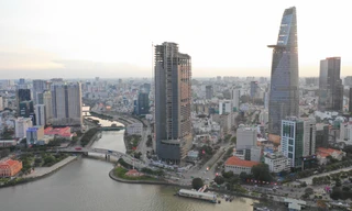 Cận cảnh cao ốc 'đất vàng' ngàn tỉ rao bán vẫn ế 