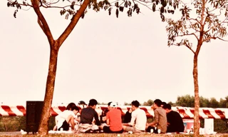 Cách ly xã hội ở TPHCM, tai nạn giao thông... tăng