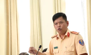 Đua xe trái phép, CSGT TPHCM ngăn chặn ra sao?