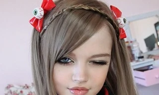 Cô gái giống hệt búp bê Barbie hút hồn cư dân mạng