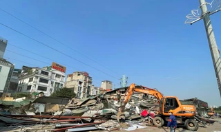 Hoàn thành cưỡng chế 15 công trình trái phép mở đường nối Phạm Hùng - Lê Đức Thọ