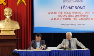 Hà Nội nhiều đèn trang trí xanh đỏ 'gây nhức mắt'