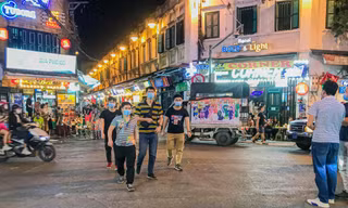 "Phố Tây" Tạ Hiện không quá đông đúc dịp nghỉ lễ