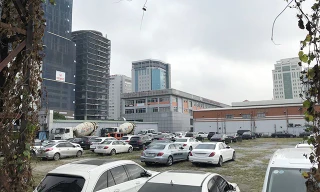 Khu đất 17 Phạm Hùng