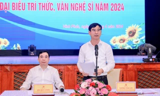 Bí thư Tỉnh ủy Vĩnh Phúc gặp mặt hơn 100 đại biểu trí thức, văn nghệ sỹ 