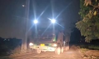 Yêu cầu kiểm điểm chủ tịch xã liên quan đến 3 bãi cát tung hoành dọc sông Đuống