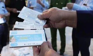 Thu giữ lô kit test COVID-19 và tân dược trị giá trên 10 tỉ đồng