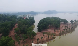 Dự án 'xẻ thịt' hồ Đồng Mô vẫn đổ đất thi công trong quá trình thanh tra