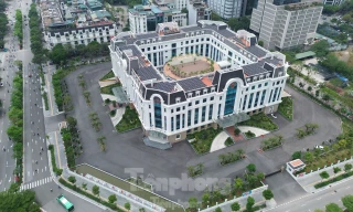 Mỗi xã, phường mới ở Hà Nội có 3 phòng chuyên môn