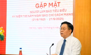 Trưởng Ban Tuyên giáo và Dân vận Trung ương: 'Báo chí cách mạng phải đủ bản lĩnh định hướng dư luận'