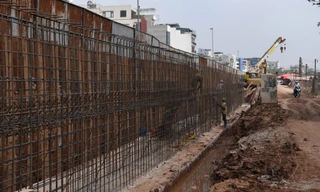 Hà Nội yêu cầu xử lý trách nhiệm việc chậm tiến độ hạ đê Âu Cơ