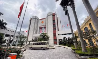 Hà Nội: Không cho nghỉ hưu trước tuổi với cán bộ có năng lực nổi trội