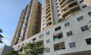 Hoãn xuất cảnh với lãnh đạo doanh nghiệp có dự án 'quên' sổ hồng