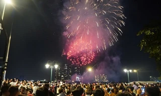 Hà Nội bắn pháo hoa tại 2 vị trí chào mừng 50 năm Ngày Giải phóng miền Nam