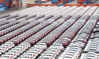 Doanh nghiệp FDI ô tô chuyển hướng nhập xe: Nỗi lo thất thu ngân sách