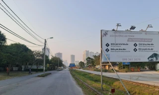 Cảnh vắng lặng bên trong hơn 50ha dự án công viên Hà Đông vừa bị quây rào