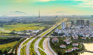 Hà Nội 10 năm sáp nhập: Chuyển dịch kinh tế chưa như mong đợi